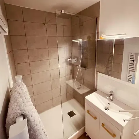 Cosy - Saint Louis 10 Apartment Paris